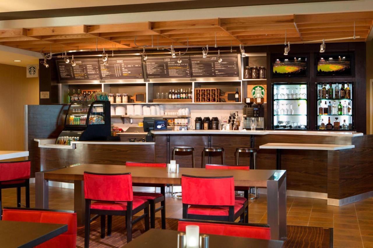 Courtyard By Marriott Dallas Midlothian At Midlothian Conference Center Ngoại thất bức ảnh