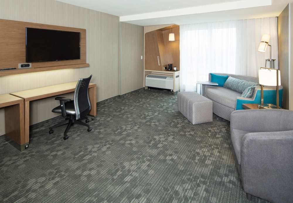 Courtyard By Marriott Dallas Midlothian At Midlothian Conference Center Ngoại thất bức ảnh