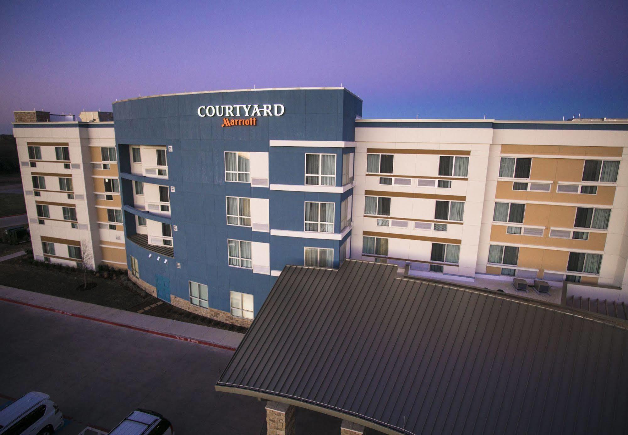 Courtyard By Marriott Dallas Midlothian At Midlothian Conference Center Ngoại thất bức ảnh