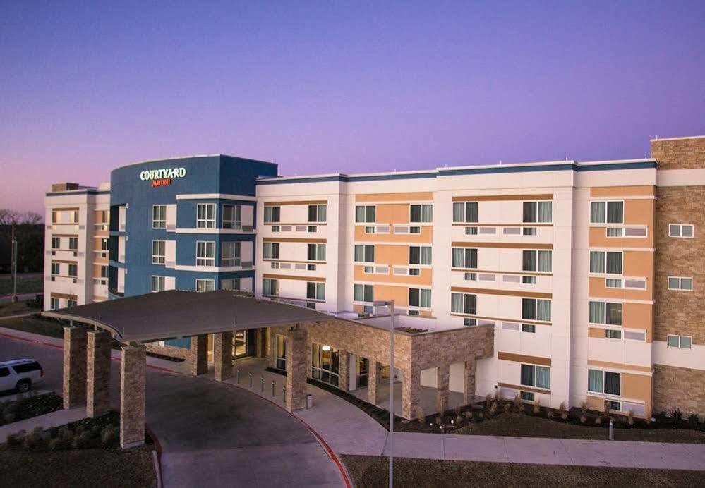Courtyard By Marriott Dallas Midlothian At Midlothian Conference Center Ngoại thất bức ảnh