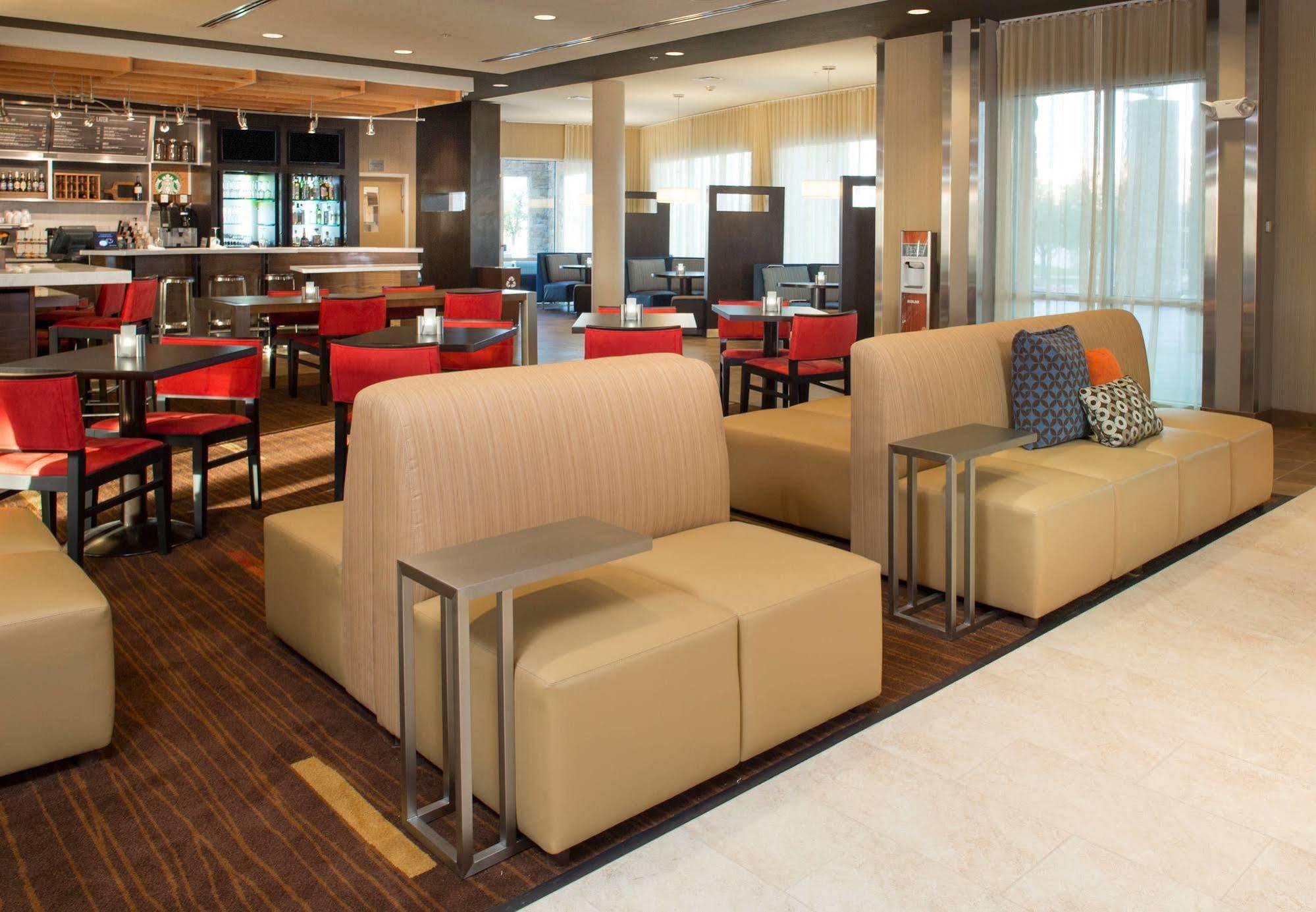 Courtyard By Marriott Dallas Midlothian At Midlothian Conference Center Ngoại thất bức ảnh