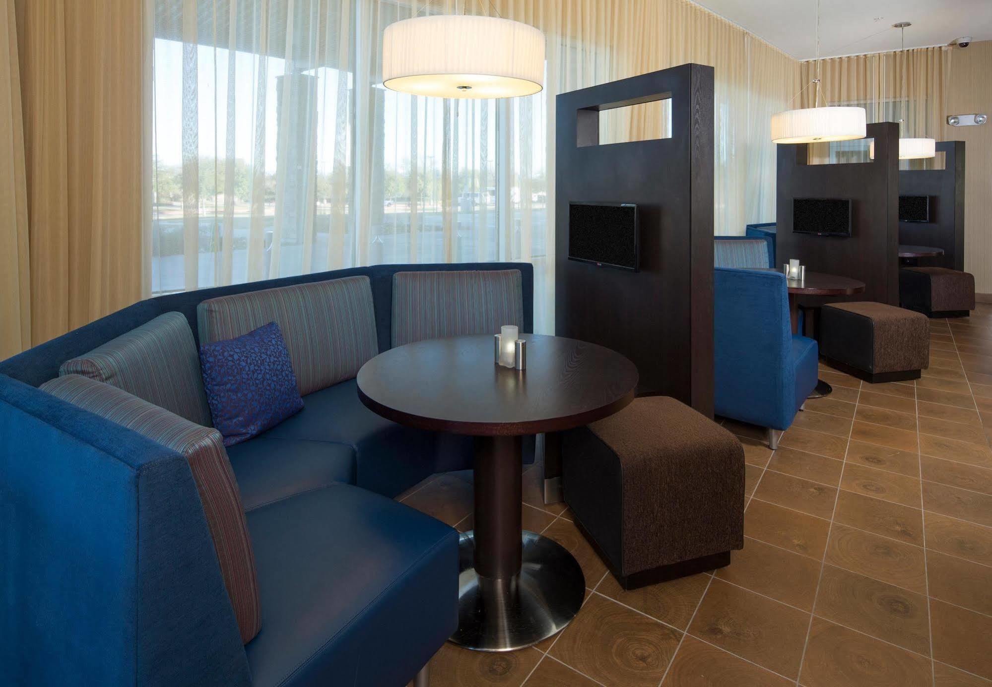Courtyard By Marriott Dallas Midlothian At Midlothian Conference Center Ngoại thất bức ảnh