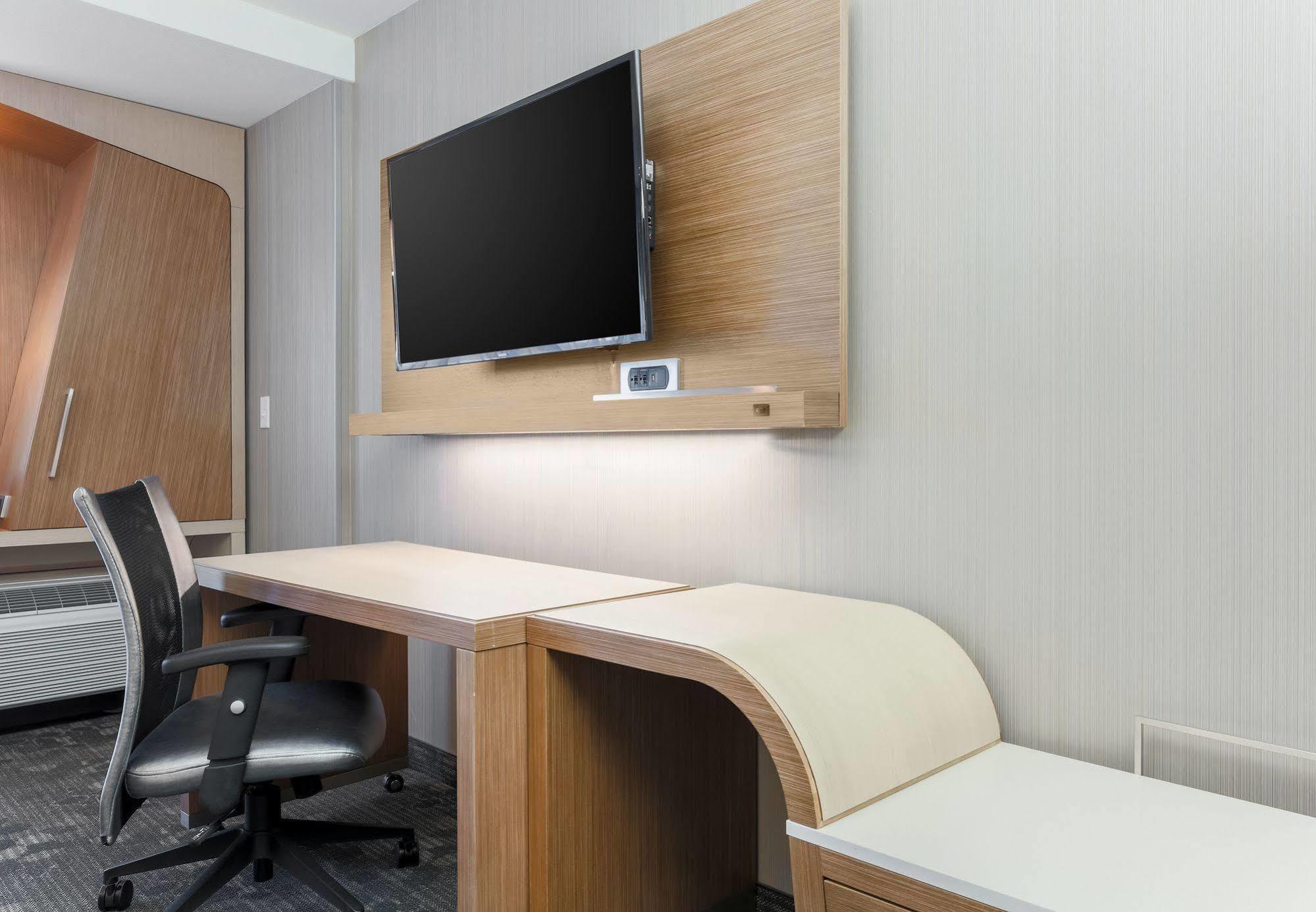 Courtyard By Marriott Dallas Midlothian At Midlothian Conference Center Ngoại thất bức ảnh