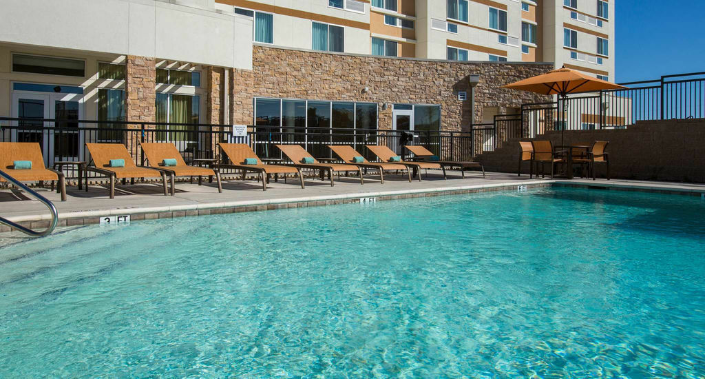 Courtyard By Marriott Dallas Midlothian At Midlothian Conference Center Ngoại thất bức ảnh